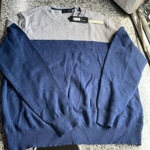 Elie Tahari Long sleeve sweater men’s size XL gray and navy‎ blue Viscose Blend